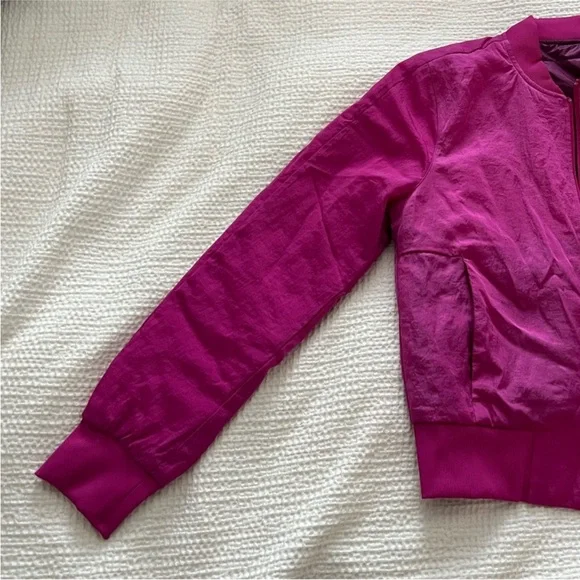 Lululemon Nonstop Bomber Jacket - Picture 3 of 4
